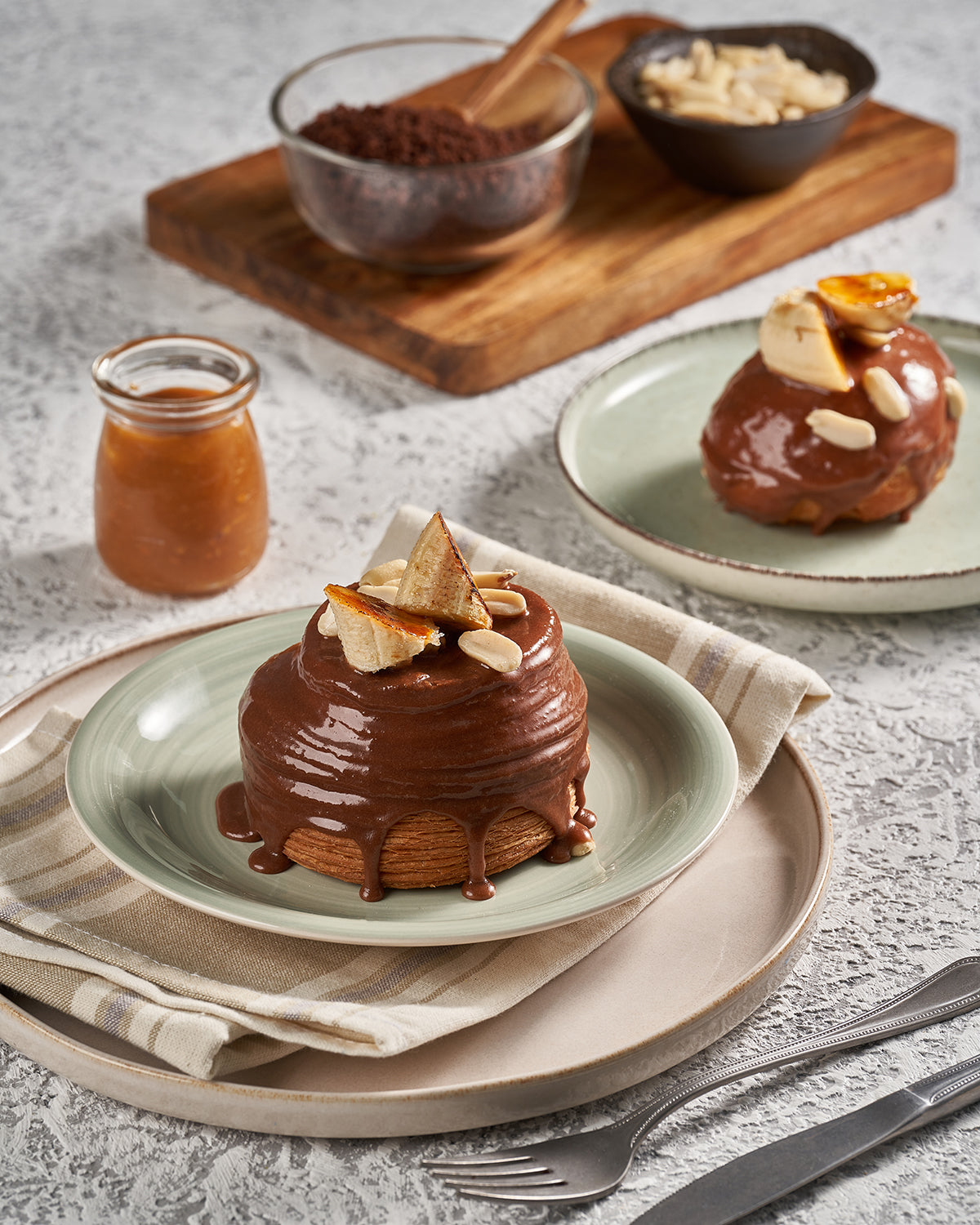 Banana Peanuts Caramel Mini Cronut