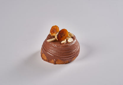 Banana Peanuts Caramel Mini Cronut